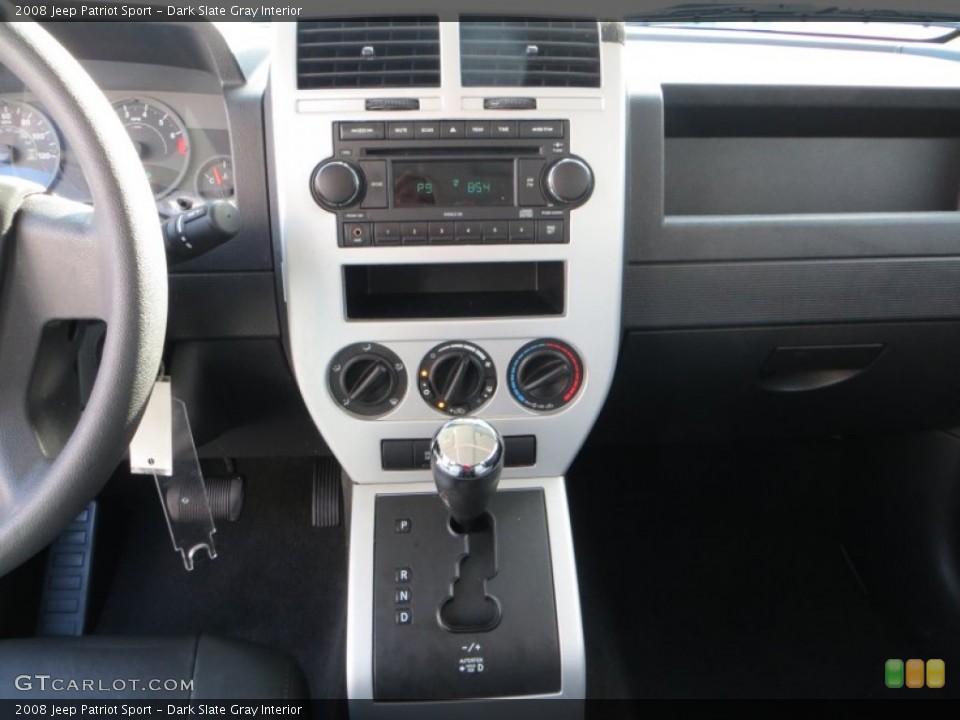 Dark Slate Gray Interior Controls for the 2008 Jeep Patriot Sport #81569565