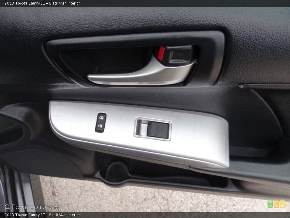 Black/Ash Interior Controls for the 2013 Toyota Camry SE #81576468