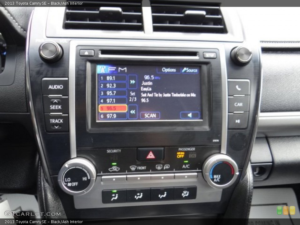 Black/Ash Interior Controls for the 2013 Toyota Camry SE #81576616