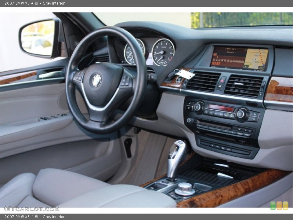 Gray Interior Dashboard for the 2007 BMW X5 4.8i #81594259