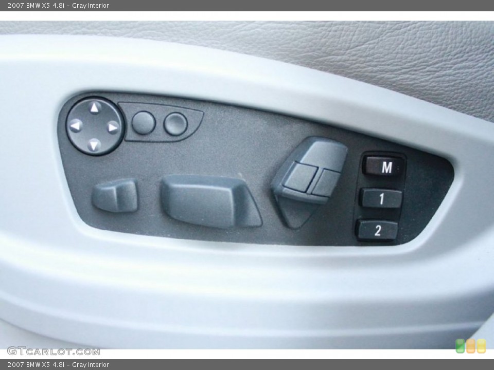 Gray Interior Controls for the 2007 BMW X5 4.8i #81594670