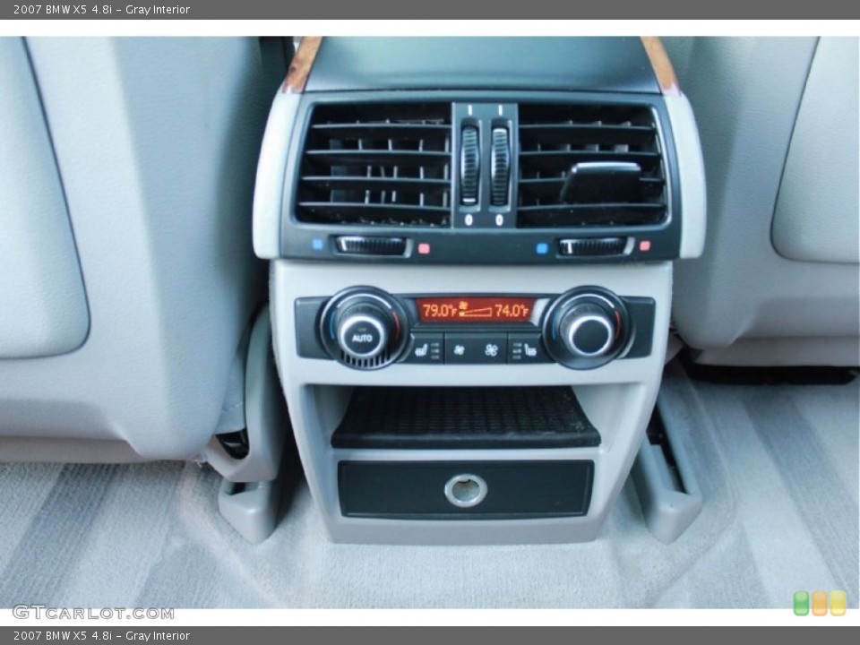 Gray Interior Controls for the 2007 BMW X5 4.8i #81594792