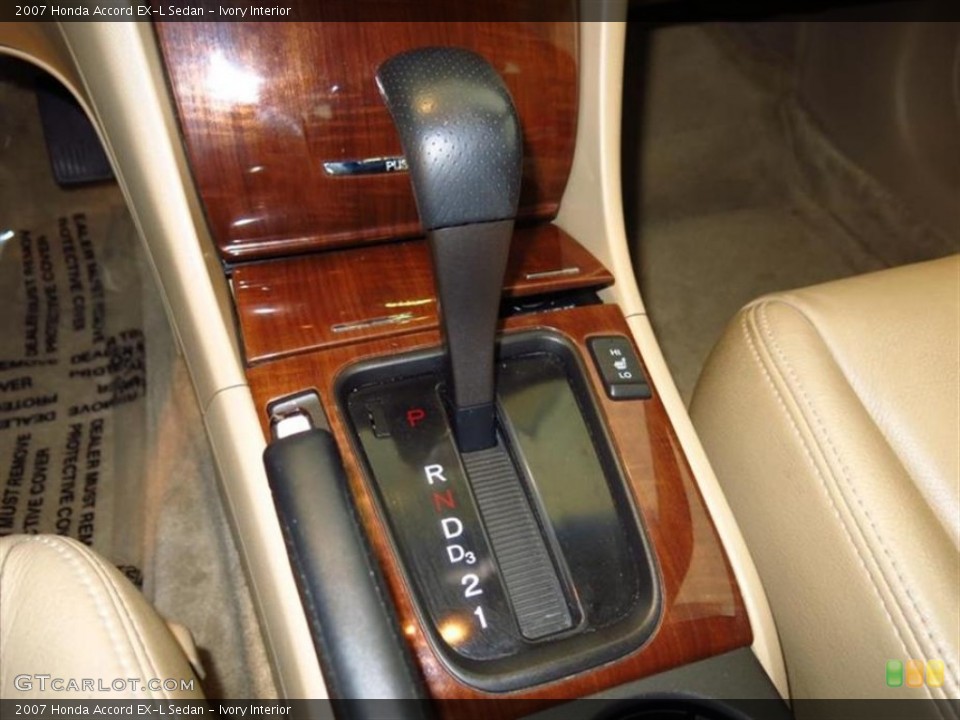 Ivory Interior Transmission for the 2007 Honda Accord EX-L Sedan #81596751
