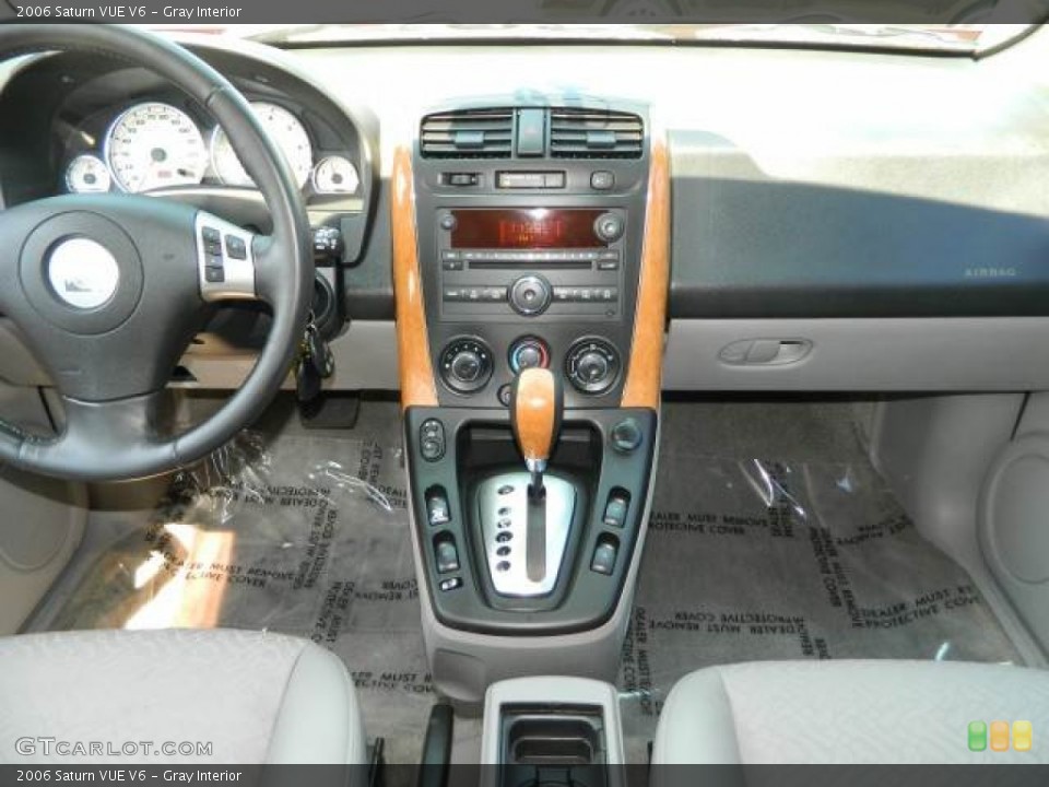 Gray Interior Dashboard for the 2006 Saturn VUE V6 #81599034