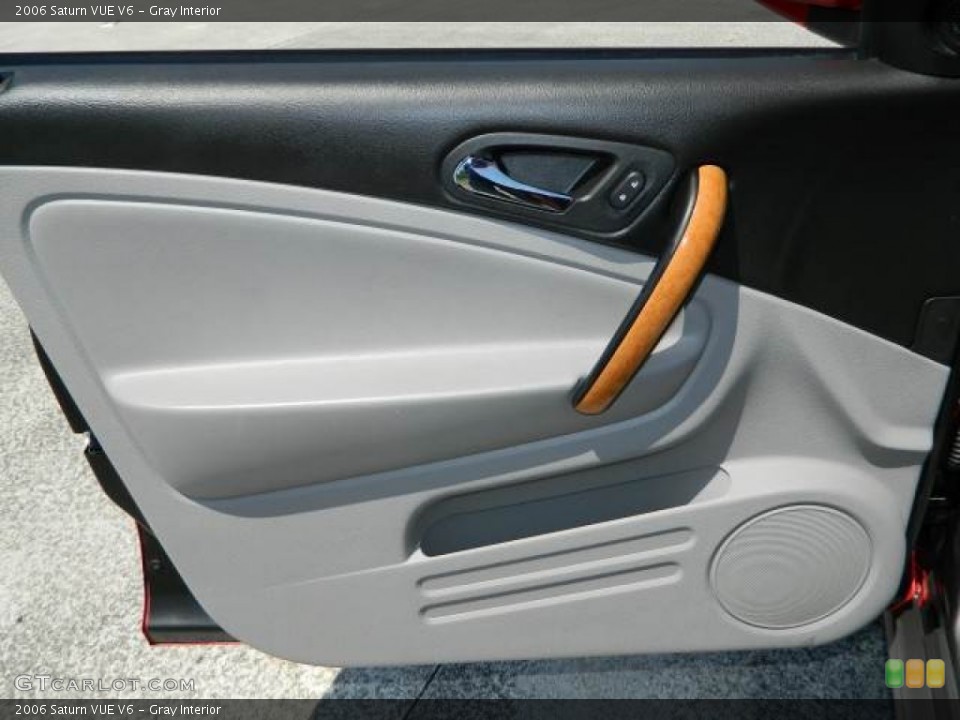 Gray Interior Door Panel for the 2006 Saturn VUE V6 #81599133