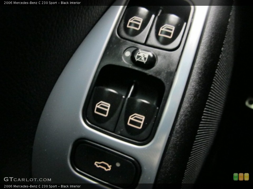 Black Interior Controls for the 2006 Mercedes-Benz C 230 Sport #81602969