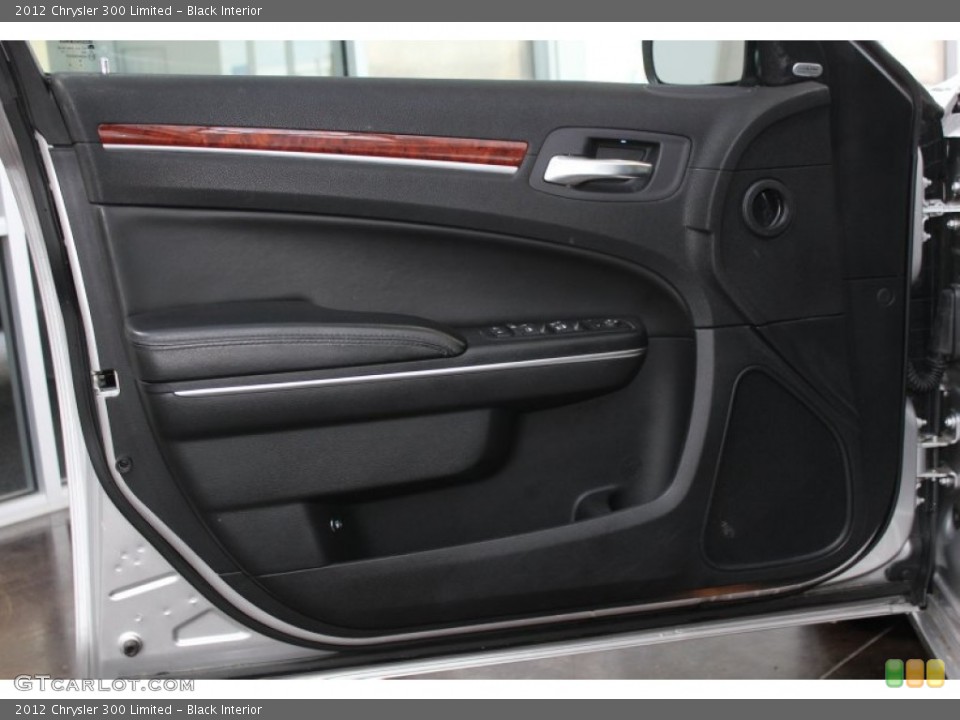 Black Interior Door Panel for the 2012 Chrysler 300 Limited #81609150