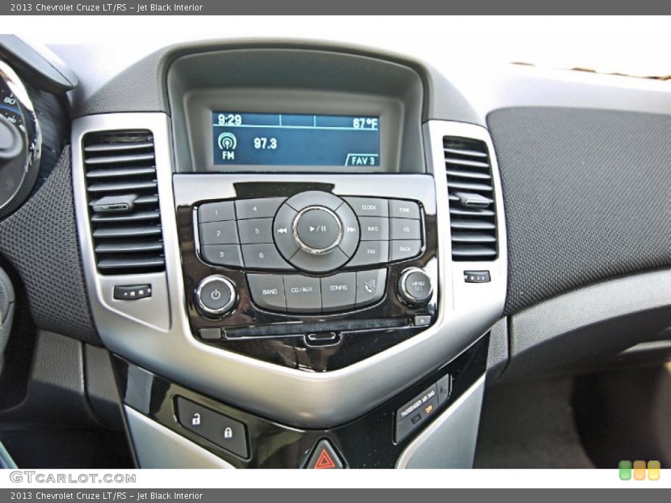Jet Black Interior Controls for the 2013 Chevrolet Cruze LT/RS #81620235