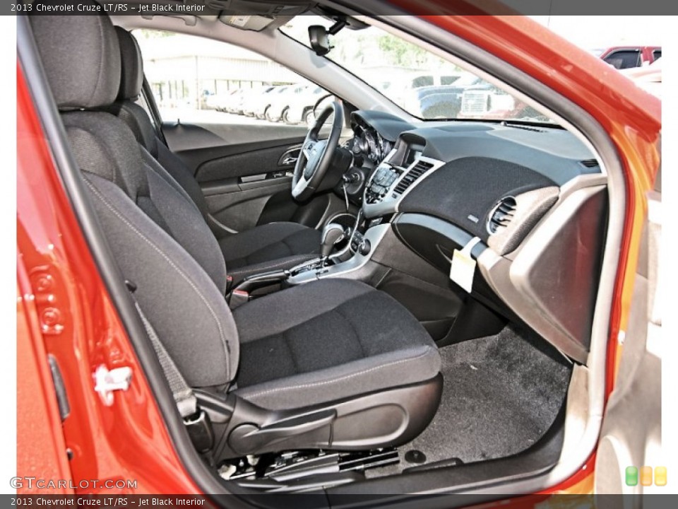 Jet Black Interior Photo for the 2013 Chevrolet Cruze LT/RS #81620333