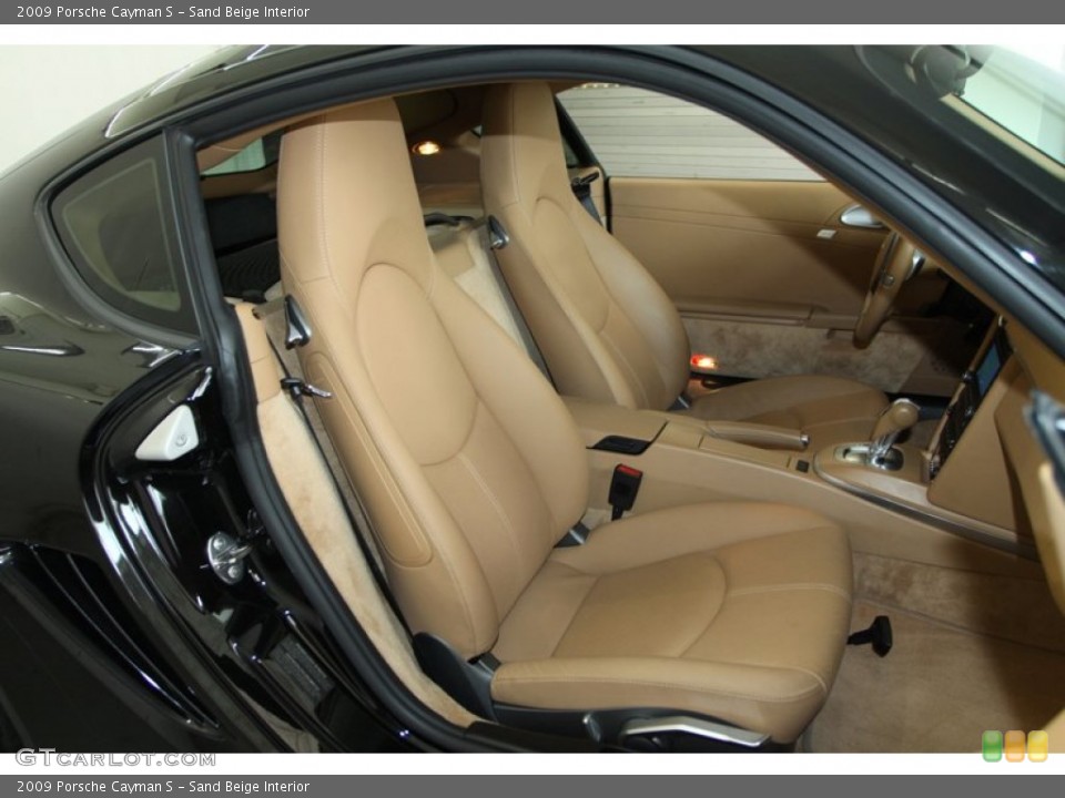 Sand Beige Interior Photo for the 2009 Porsche Cayman S #81623574