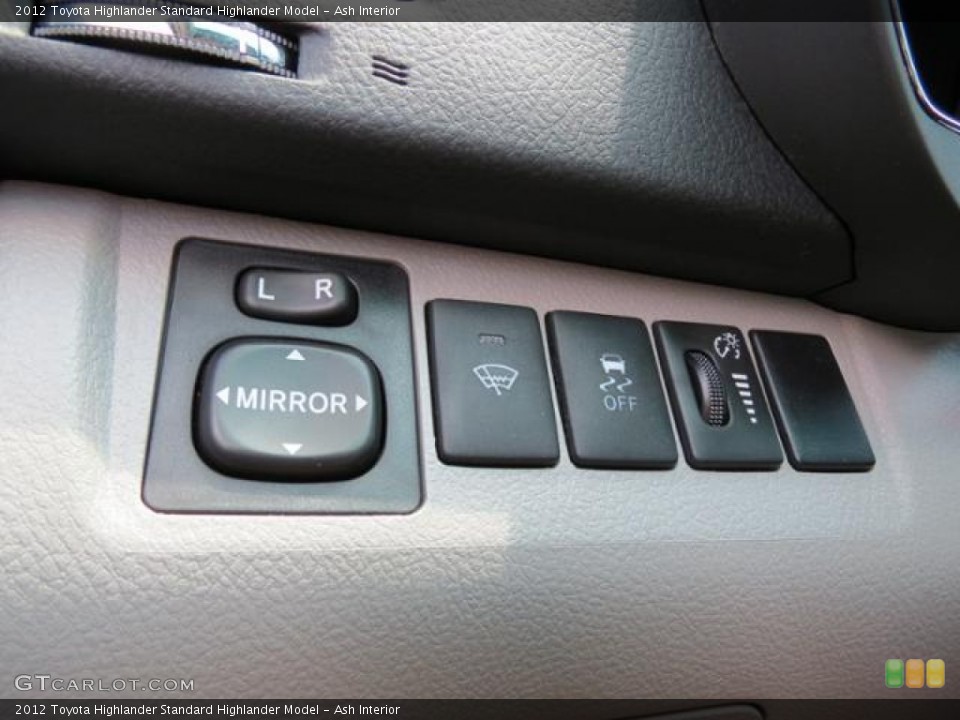 Ash Interior Controls for the 2012 Toyota Highlander  #81627353