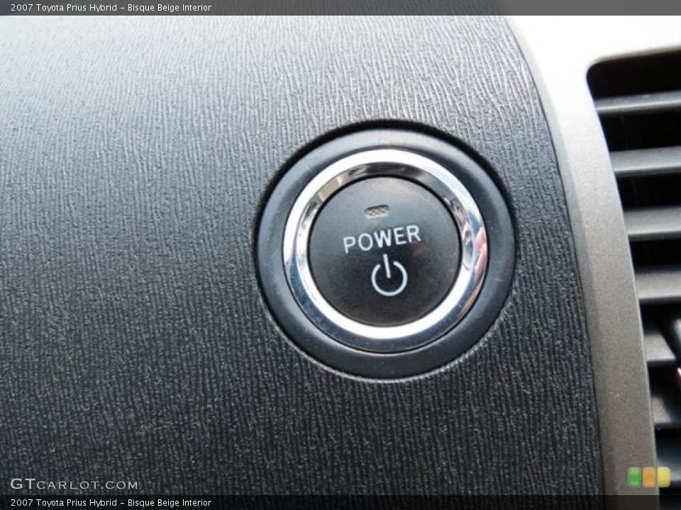 Bisque Beige Interior Controls for the 2007 Toyota Prius Hybrid #81628215