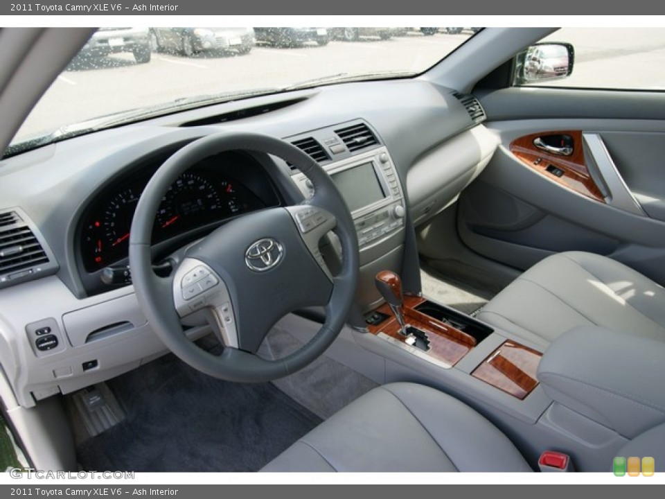 Ash Interior Photo for the 2011 Toyota Camry XLE V6 #81661654