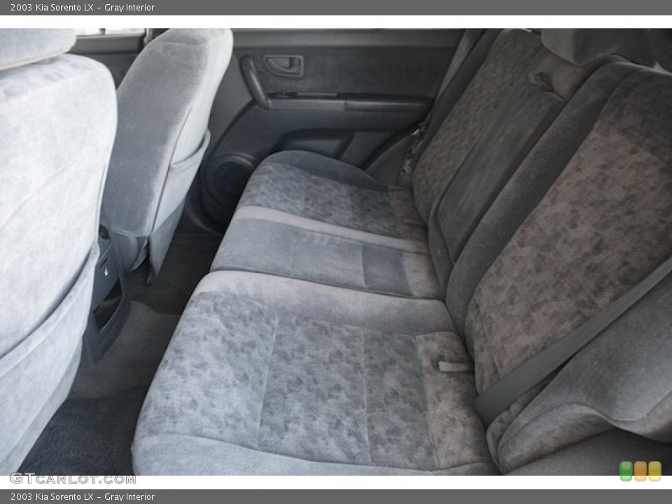 Gray Interior Rear Seat for the 2003 Kia Sorento LX #81667365
