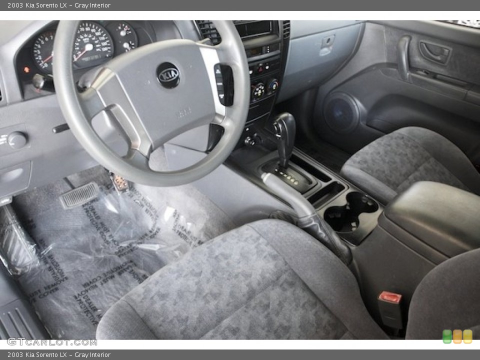 Gray Interior Prime Interior for the 2003 Kia Sorento LX #81667543