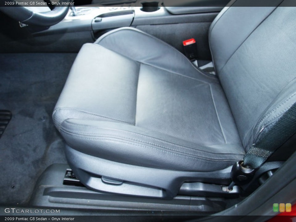 Onyx Interior Front Seat for the 2009 Pontiac G8 Sedan #81667746