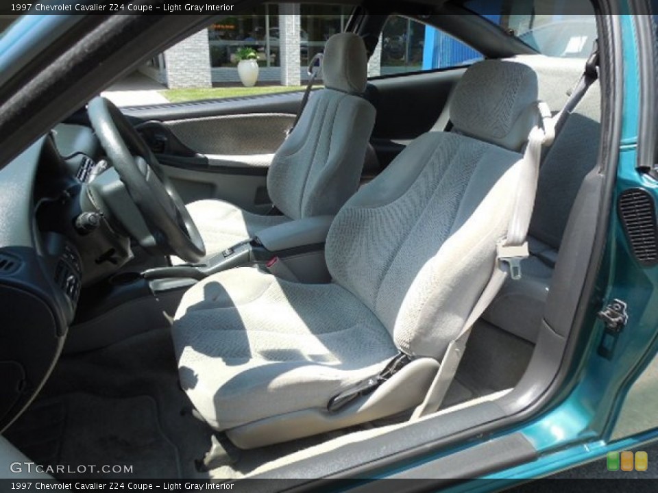 Light Gray 1997 Chevrolet Cavalier Interiors