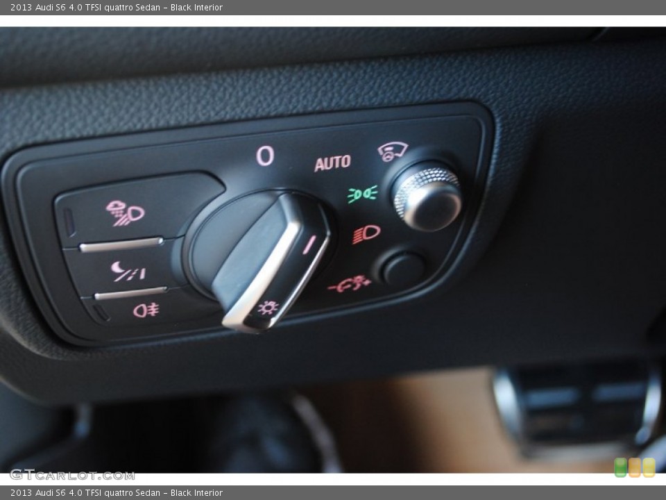 Black Interior Controls for the 2013 Audi S6 4.0 TFSI quattro Sedan #81699194