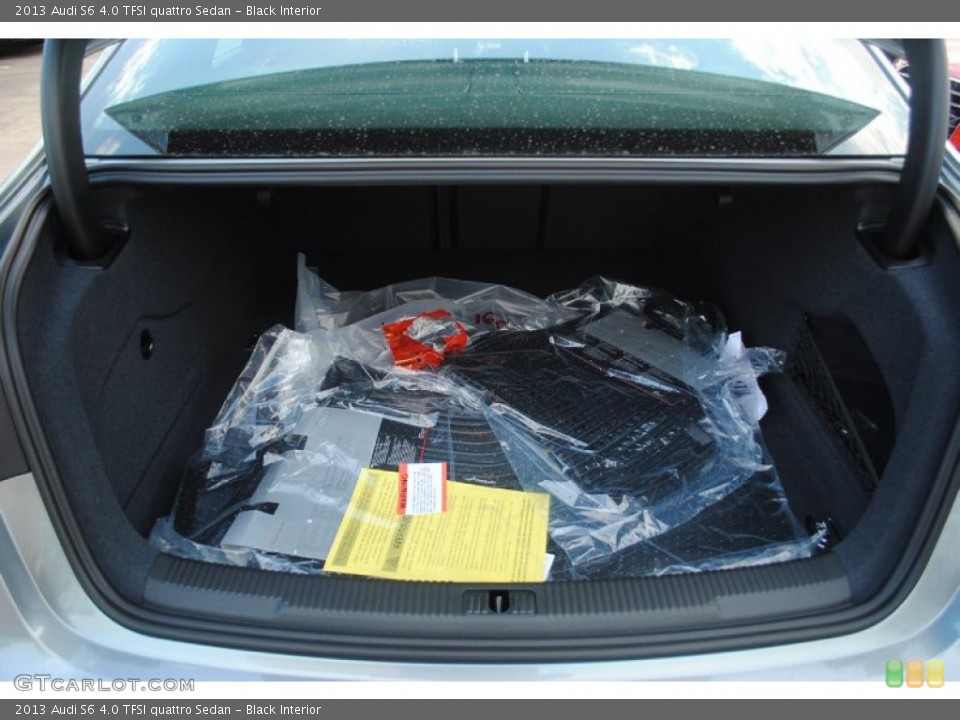 Black Interior Trunk for the 2013 Audi S6 4.0 TFSI quattro Sedan #81700139
