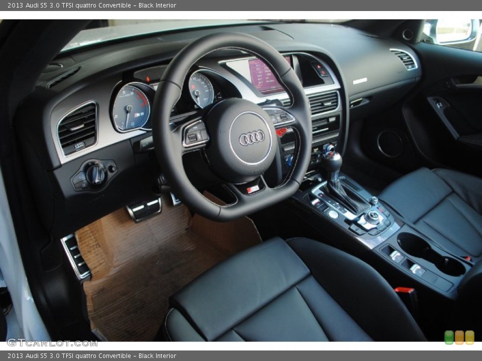 Black Interior Dashboard for the 2013 Audi S5 3.0 TFSI quattro Convertible #81703055