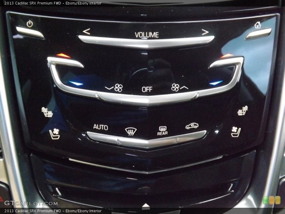 Ebony/Ebony Interior Controls for the 2013 Cadillac SRX Premium FWD #81719914