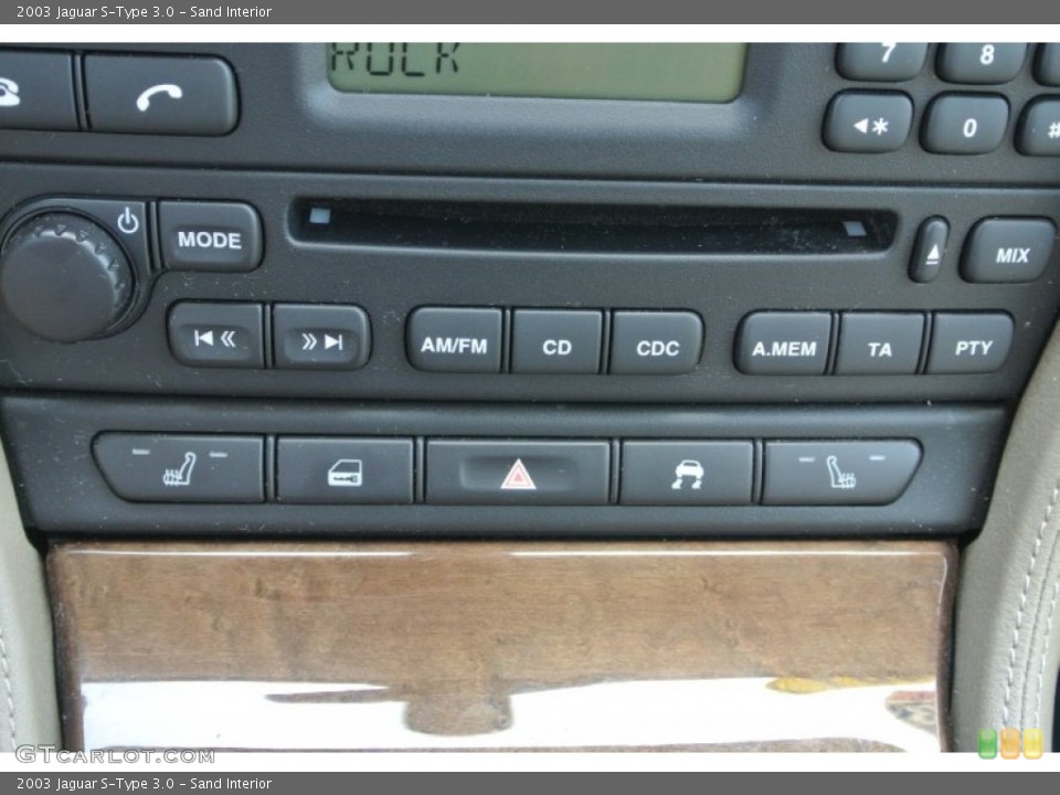 Sand Interior Controls for the 2003 Jaguar S-Type 3.0 #81720386