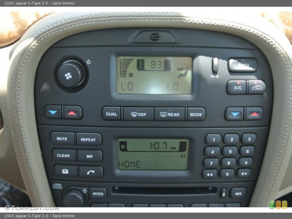 Sand Interior Controls for the 2003 Jaguar S-Type 3.0 #81720407