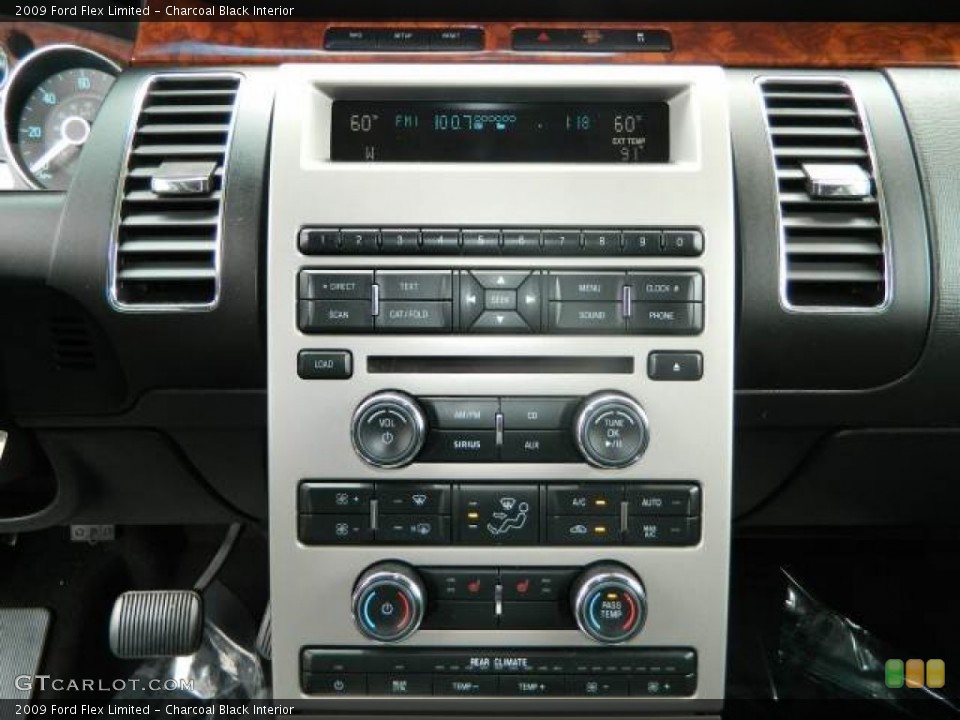 Charcoal Black Interior Controls for the 2009 Ford Flex Limited #81748587