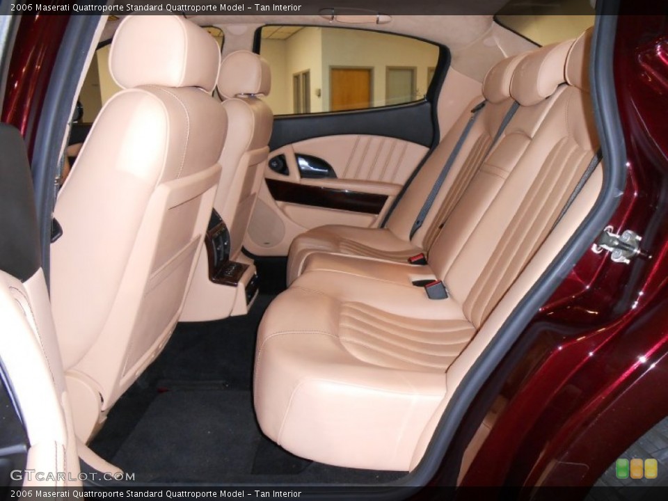 Tan Interior Rear Seat for the 2006 Maserati Quattroporte  #81759174