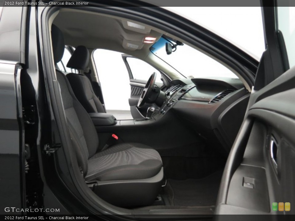 Charcoal Black 2012 Ford Taurus Interiors
