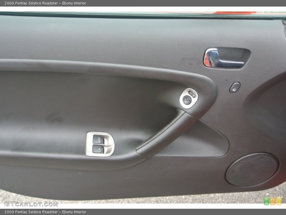 Ebony Interior Door Panel for the 2009 Pontiac Solstice Roadster #81783817