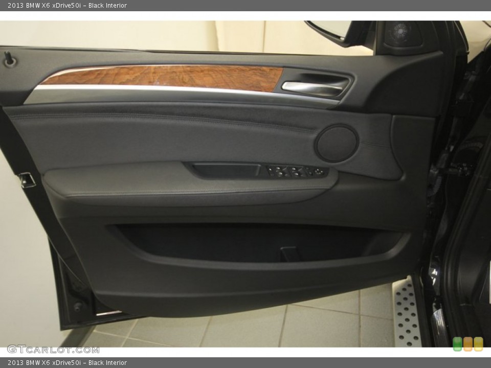 Black Interior Door Panel for the 2013 BMW X6 xDrive50i #81816096