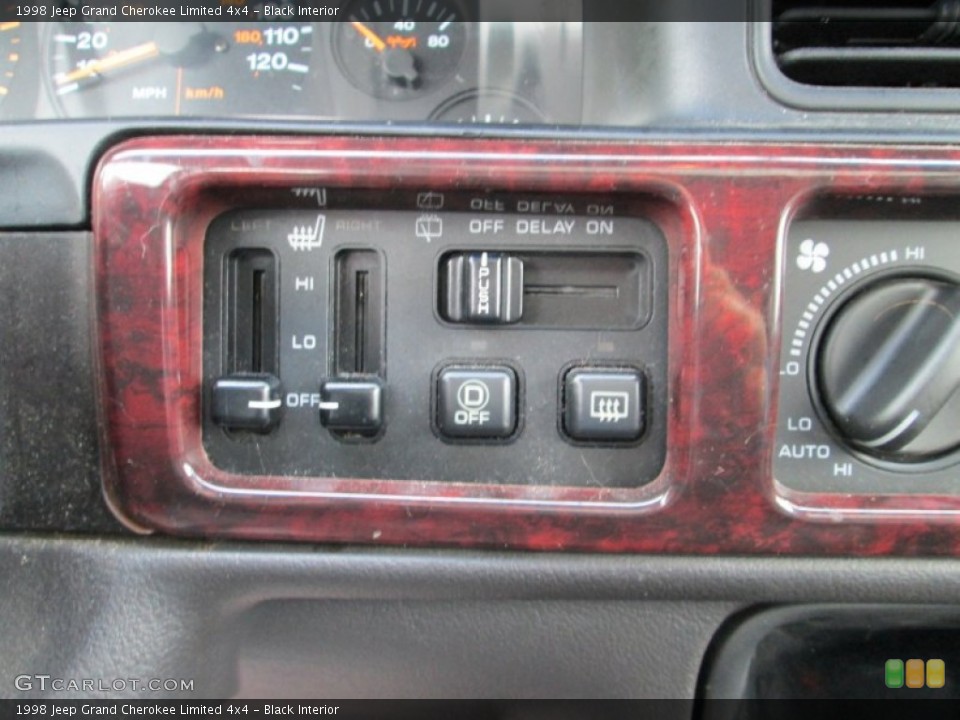 Black Interior Controls for the 1998 Jeep Grand Cherokee Limited 4x4 #81828381