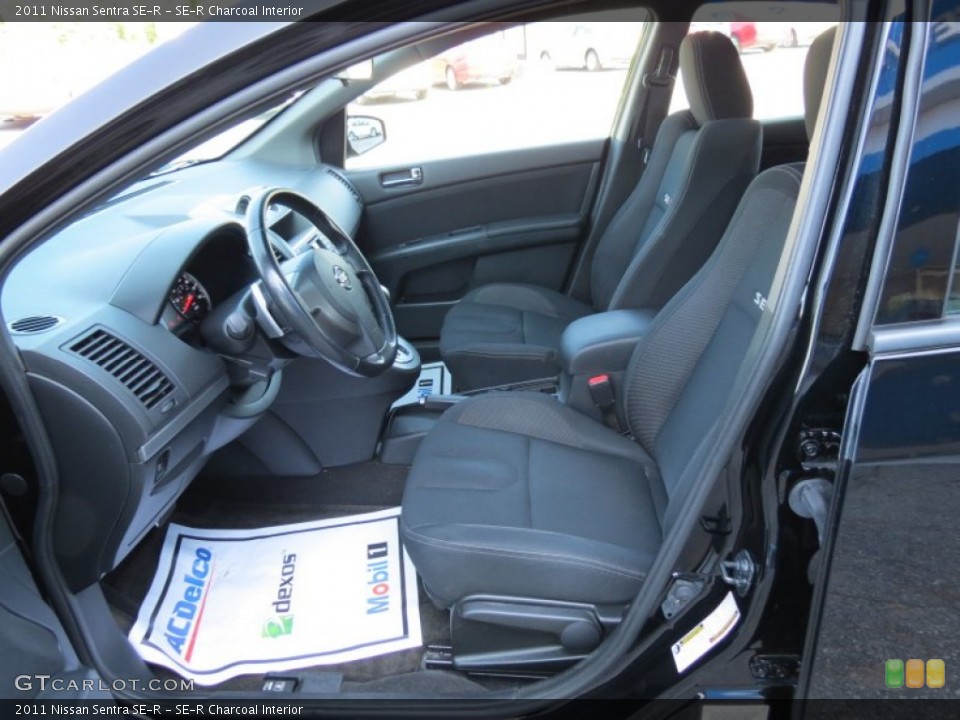 SE-R Charcoal Interior Photo for the 2011 Nissan Sentra SE-R #81866746