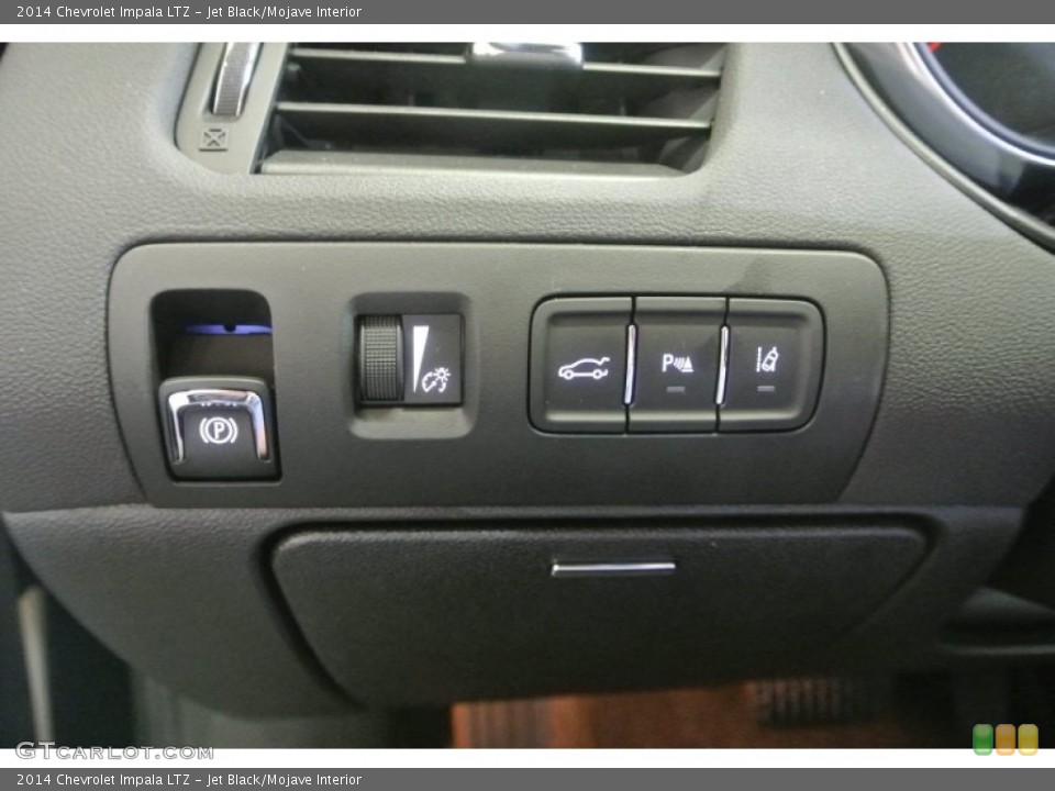 Jet Black/Mojave Interior Controls for the 2014 Chevrolet Impala LTZ #81895558