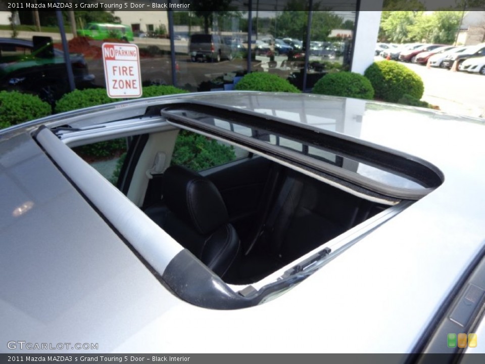 Black Interior Sunroof for the 2011 Mazda MAZDA3 s Grand Touring 5 Door #81902333