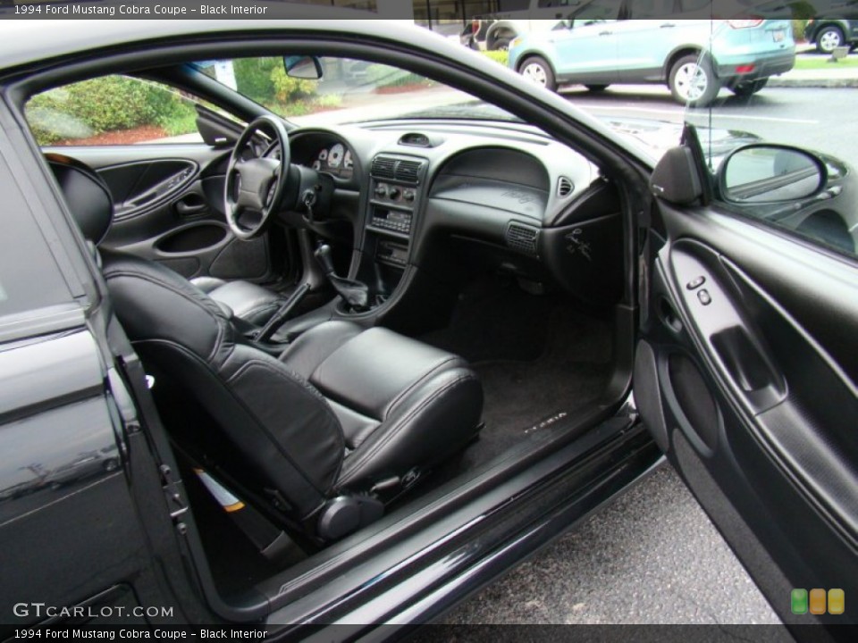 Black Interior Photo for the 1994 Ford Mustang Cobra Coupe #81903287