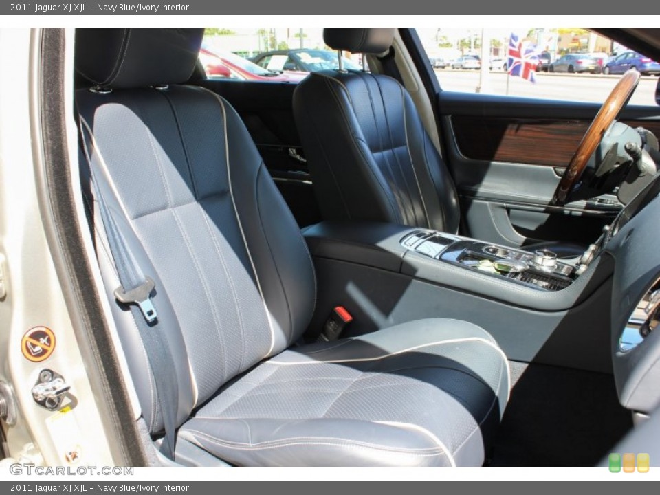 Navy Blue/Ivory 2011 Jaguar XJ Interiors