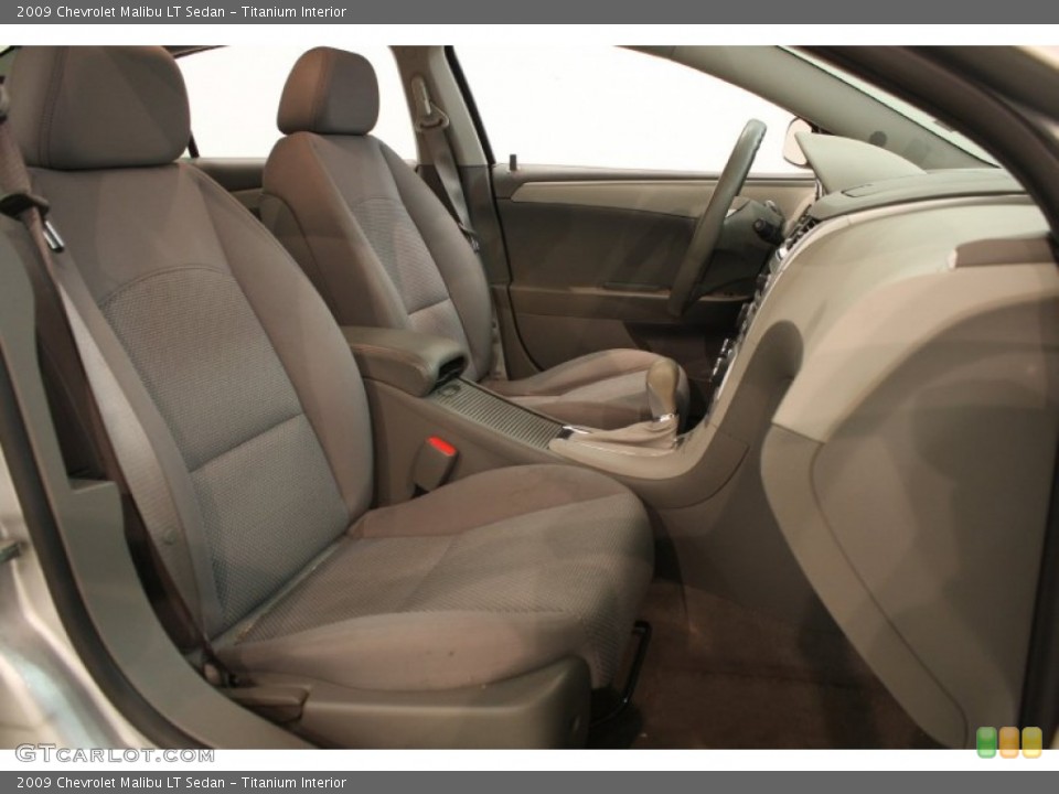 Titanium Interior Front Seat for the 2009 Chevrolet Malibu LT Sedan #81920015