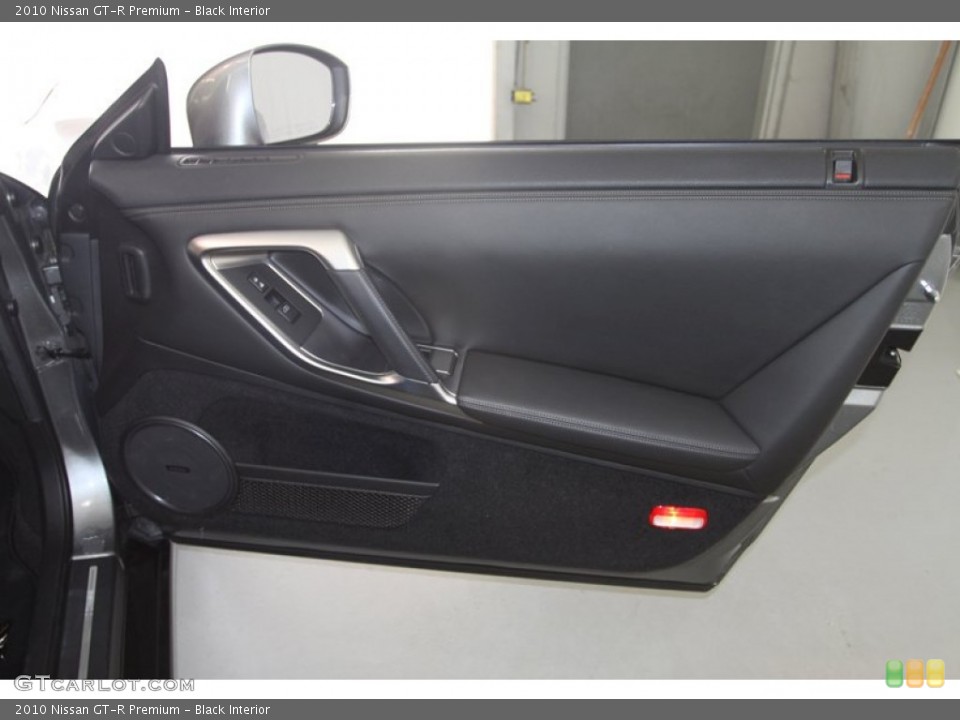 Black Interior Door Panel for the 2010 Nissan GT-R Premium #81924061