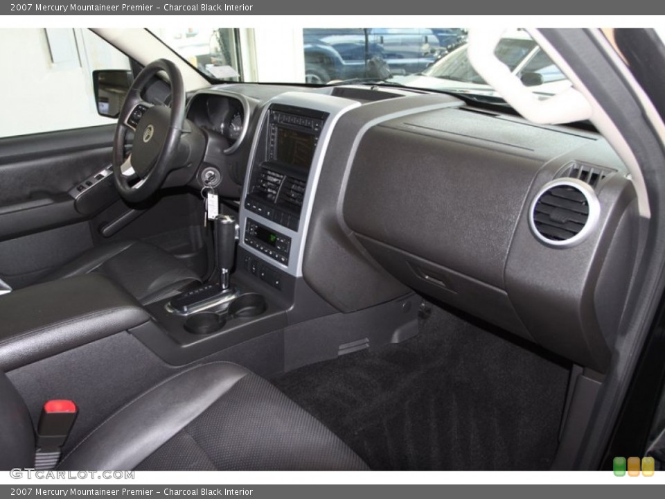 Charcoal Black Interior Dashboard for the 2007 Mercury Mountaineer Premier #81925531