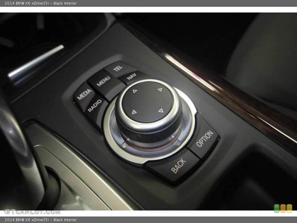 Black Interior Controls for the 2014 BMW X6 xDrive35i #81933670