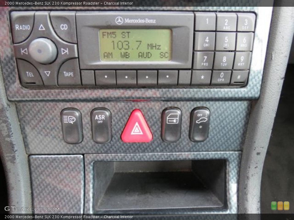 Charcoal Interior Controls for the 2000 Mercedes-Benz SLK 230 Kompressor Roadster #81950516