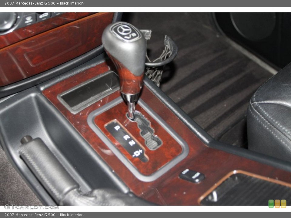 Black Interior Transmission for the 2007 Mercedes-Benz G 500 #81978800