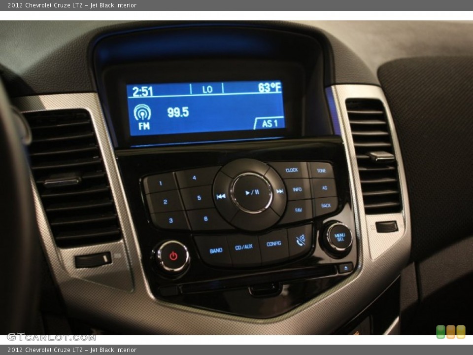 Jet Black Interior Controls for the 2012 Chevrolet Cruze LTZ #81984436