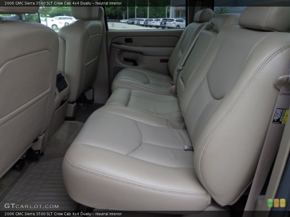 Neutral Interior Rear Seat for the 2006 GMC Sierra 3500 SLT Crew Cab 4x4 Dually #82026329