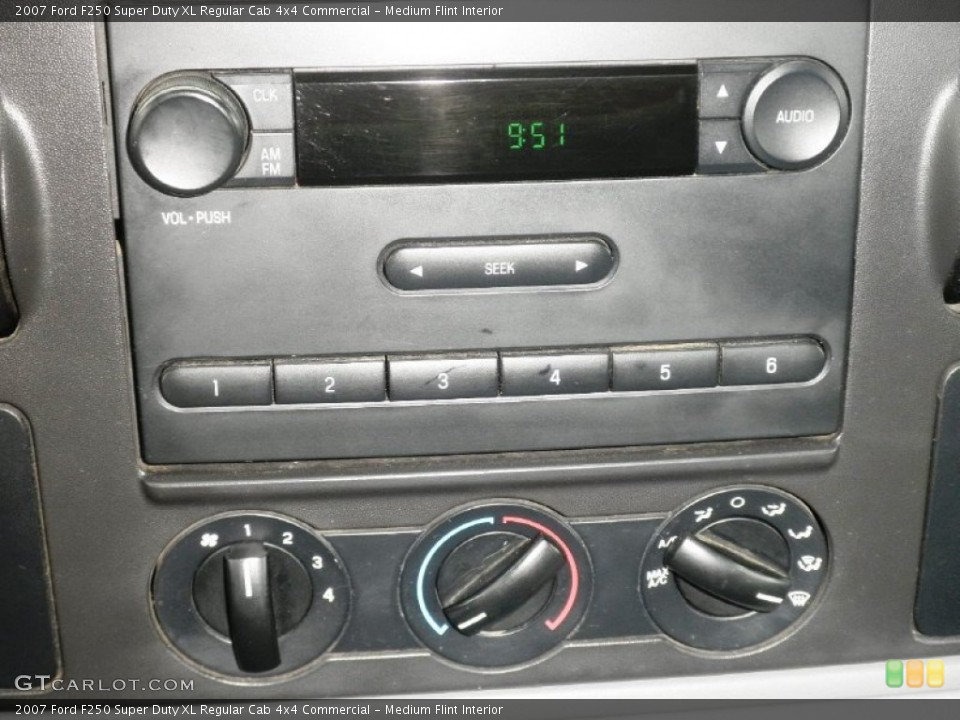 Medium Flint Interior Audio System for the 2007 Ford F250 Super Duty XL Regular Cab 4x4 Commercial #82030067