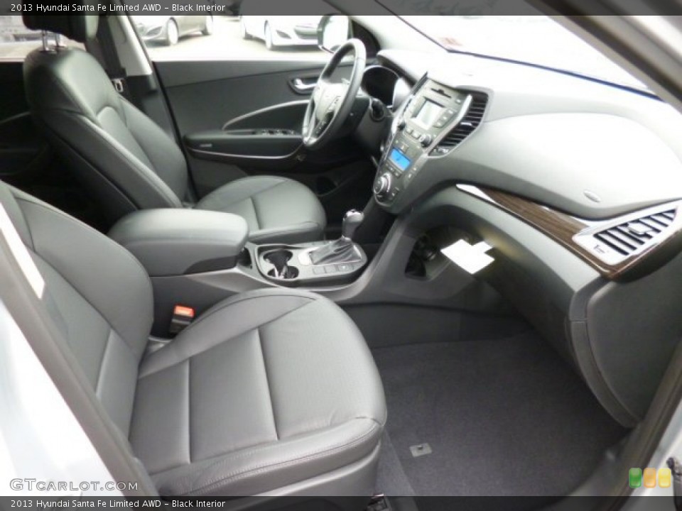 Black Interior Photo for the 2013 Hyundai Santa Fe Limited AWD #82038984