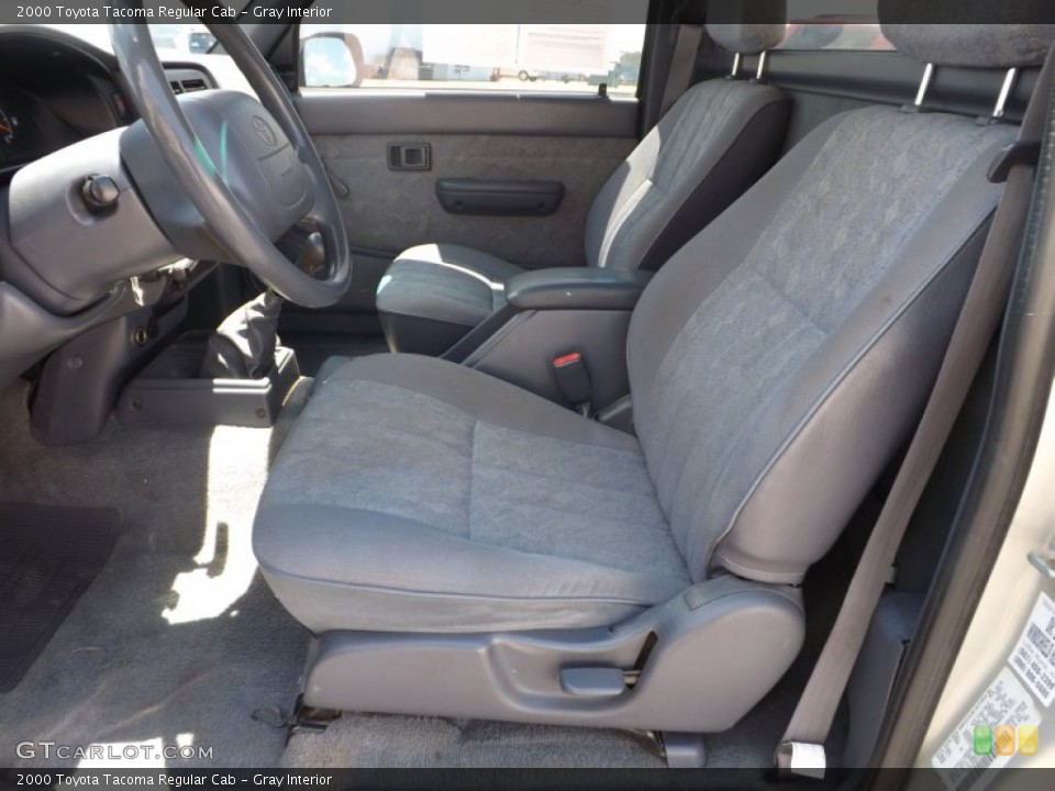 Gray Interior Photo for the 2000 Toyota Tacoma Regular Cab #82040652
