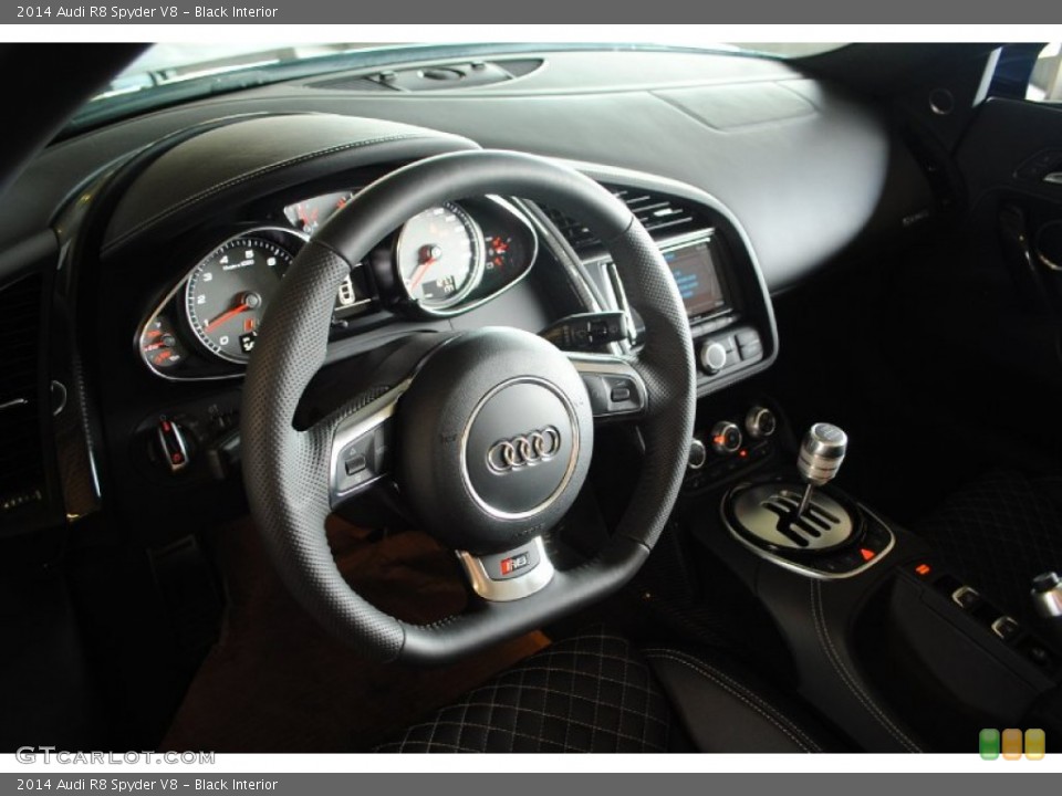 Black Interior Steering Wheel for the 2014 Audi R8 Spyder V8 #82050804